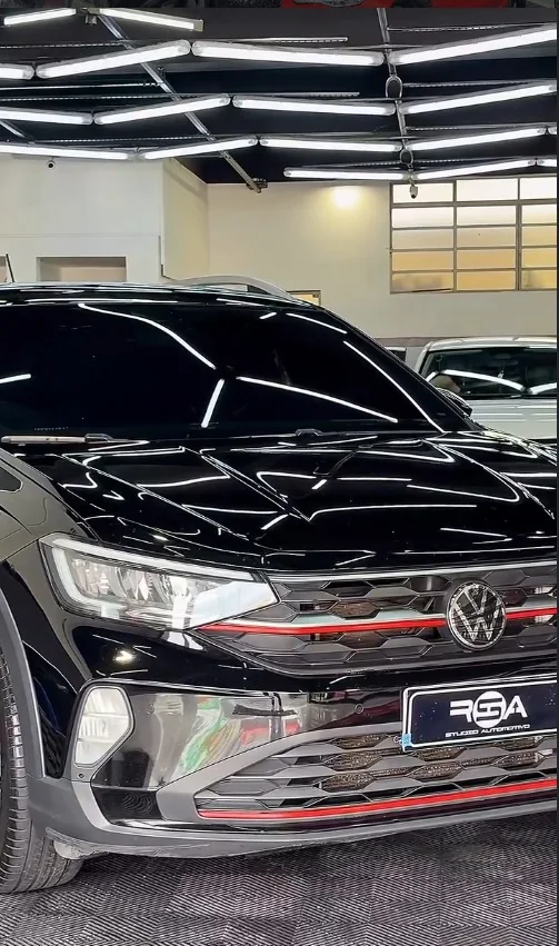 Volkswagen preto após serviço de estética automotiva no studio